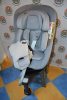 MAXI-COSI Pearl 360 i-Size HIBÁTLAN biztonsági gyerekülés 61-105cm "Authentic Grey" + Familyfix 360 bázistalp + ajándék nyári huzat!