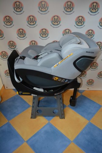 MAXI-COSI Pearl 360 i-Size HIBÁTLAN biztonsági gyerekülés 61-105cm "Authentic Grey" + Familyfix 360 bázistalp + ajándék nyári huzat!