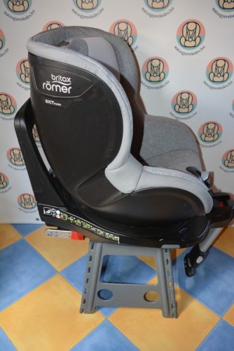 Britax Römer Dualfix M i-Size 61-105cm HIBÁTLAN reboard gyerekülés + ISOFIX adapter