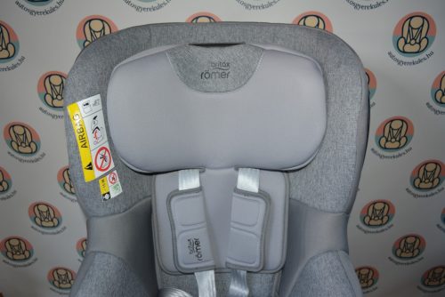 Britax Römer Dualfix M i-Size 61-105cm HIBÁTLAN reboard gyerekülés + ISOFIX adapter