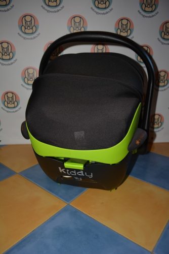 KIDDY Evoluna i-size 2 " Spring Green" + Isofix bázistalp 40-83cm HIBÁTLAN + ÚJ Nyári huzat
