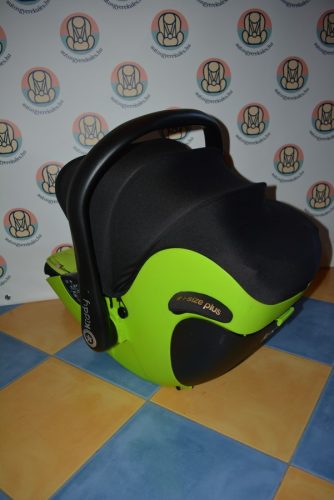 KIDDY Evoluna i-size 2 " Spring Green" + Isofix bázistalp 40-83cm HIBÁTLAN + ÚJ Nyári huzat