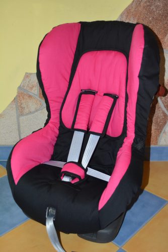 Römer King TS Plus 9-18kg üléshuzat garnitúra fekete - pink betét