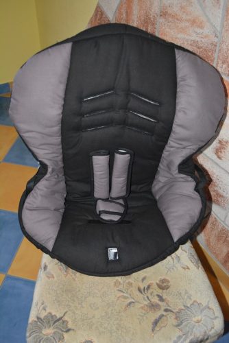 Römer Duo Isofix 9-18kg üléshuzat garnitúra fekete - szürke betét