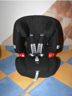 GYÖNYÖRŰ Britax Römer Evolva 1-2-3 9-36kg gyerekülés