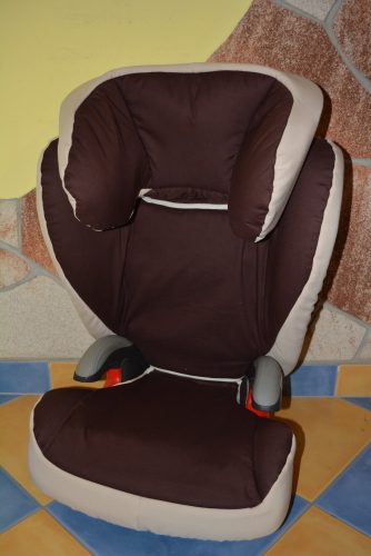 Römer Kid Plus "nagy háttámlás" 15-36kg üléshuzat garnitúra barna - drapp 