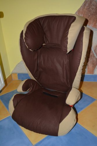 Römer Kidfix isofix 15-36kg üléshuzat garnitúra barna - drapp