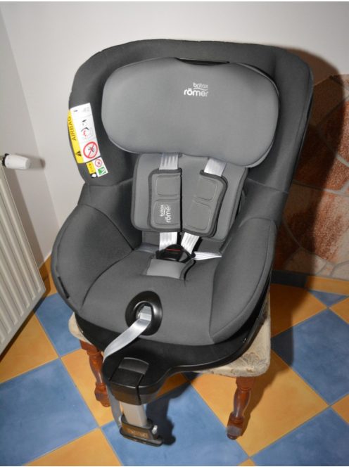 HIBÁTLAN GYÖNYÖRŰ BRITAX RÖMER Dualfix M i-Size 61-105cm reboard gyerekülés