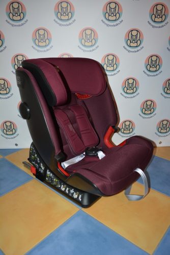 Britax Römer Advansafix IV R "Burgundy Red" 9-36kg HIBÁTLAN gyerekülés