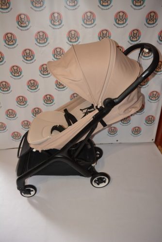 Bugaboo Butterfly GYÖNYÖRŰ babakocsi + pohártartó (repülőgépre felvihető)