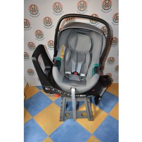   Britax Römer Baby Safe3 GYÖNYÖRŰ  babahordozó + Britax Römer Flex Base isofixes forgatható rögzítőtalp