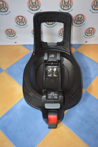 Britax Römer Baby Safe3 GYÖNYÖRŰ  babahordozó + Britax Römer Flex Base isofixes forgatható rögzítőtalp