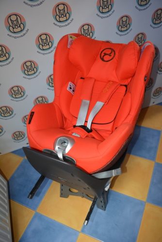 Cybex Sirona Z i-Size Plus 45–105cm Platinum HIBÁTLAN  reboard gyerekülés + Cybex Base Z i-Size isofix rögzítótalp