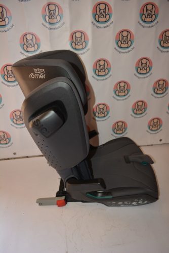 Britax Römer Kidfix i-size 100-150 cm "Storm Grey" HIBÁTLAN gyerekülés 4-12 év