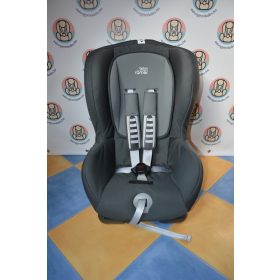   Britax Römer Duo Plus "Storm Grey" isofix 9-18kg GYÖNYÖRŰ  gyerekülés (isofix + bizt.öv rögzítés is!)