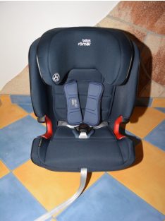   HIBÁTLAN Britax Römer Advansafix IV R "Moonlight Blue" isofix 9-36kg gyerekülés