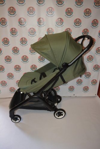 Bugaboo Butterfly GYÖNYÖRŰ babakocsi + esővédő (repülőgépre felvihető)