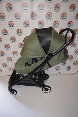 Bugaboo Butterfly GYÖNYÖRŰ babakocsi + esővédő (repülőgépre felvihető)