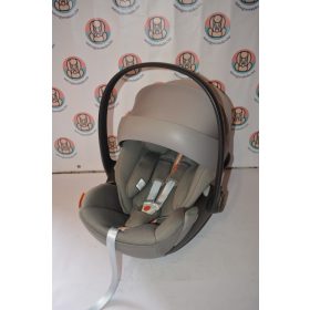   Cybex Cloud G i-Size Plus 45-87 cm Gold "Lava Grey" GYÖNYÖRŰ autós babahordozó