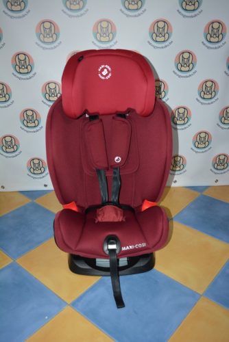 Maxi-Cosi Titan "Basic Red" 9-36kg ÚJSZERŰ gyerekülés 