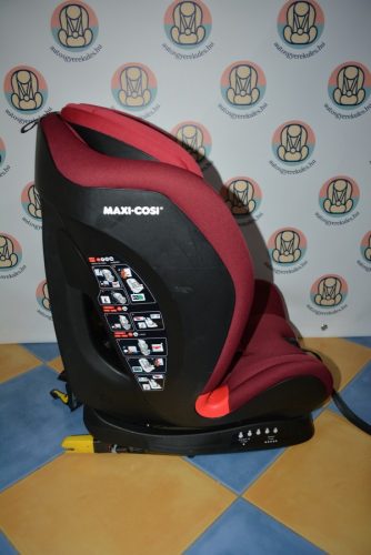 Maxi-Cosi Titan "Basic Red" 9-36kg ÚJSZERŰ gyerekülés 