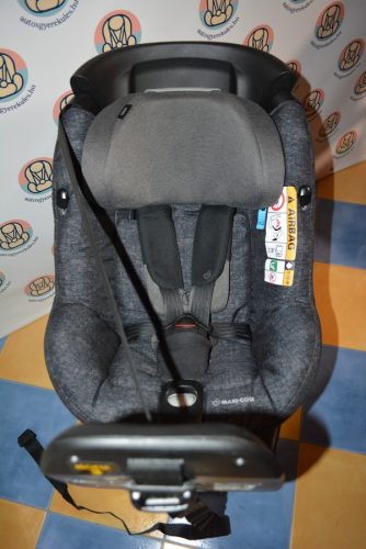 Maxi Cosi AxissFix ISOFIX 61-105cm "Nomad Black" ÚJSZERŰ reboard gyerekülés