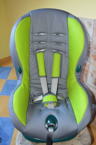 Maxi Cosi Priori SPS 9-18kg üléshuzat garnitúra szürke - világoszöld betét