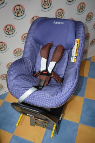 Maxi-Cosi 2wayPearl isofix 67-105cm GYÖNYÖRŰ reboard gyerekülés + Maxi-Cosi 2wayFix Base rögzítőtalp+extrák