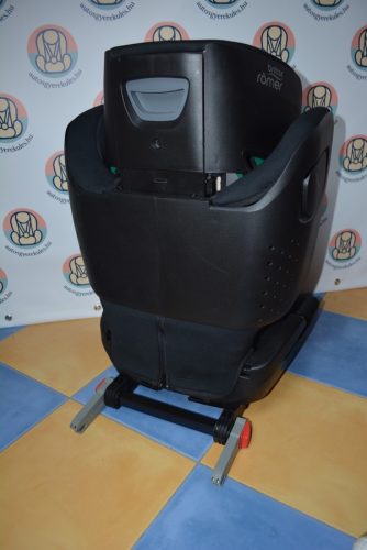 Britax Römer Kidfix M i-Size "Cosmos Black" 100-150 cm HIBÁTLAN 2024-es gyerekülés 4-12 év