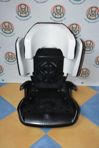Britax Römer Kidfix M i-Size "Cosmos Black" 100-150 cm HIBÁTLAN 2024-es gyerekülés 4-12 év