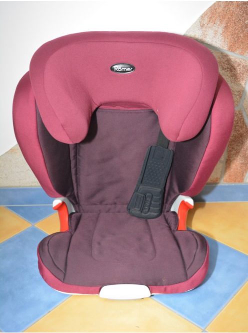 GYÖNYÖRŰ Britax Römer Kidfix XP "Dark Grape" isofix 15-36kg gyerekülés