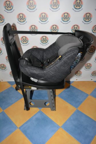Maxi-Cosi Axissfix Air 61-105cm "Nomad Grey" GYÖNYÖRŰ reboard gyerekülés