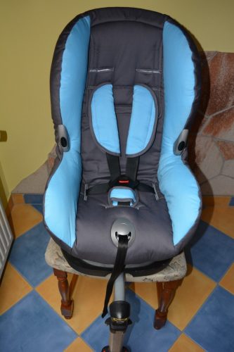Maxi Cosi Priorifix Isofix 9-18kg üléshuzat garnitúra szürke - világoskék betét