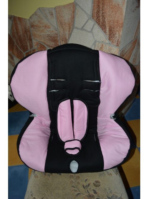 Maxi Cosi Priorifix Isofix 9-18kg üléshuzat garnitúra fekete - rózsaszín betét