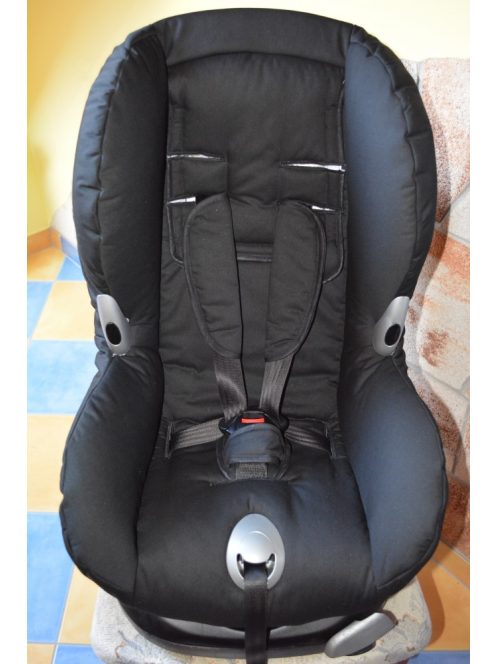 Maxi Cosi Priorifix Isofix 9-18kg üléshuzat garnitúra tiszta fekete 