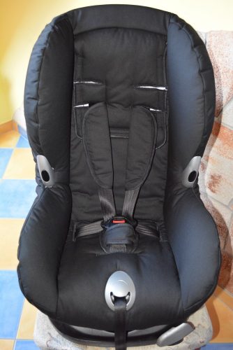 Maxi Cosi Priorifix Isofix 9-18kg üléshuzat garnitúra tiszta fekete 