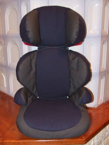 Maxi Cosi Rodi SPS 15-36kg üléshuzat garnitúra sötétkék - szürke betét
