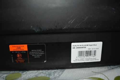 BRITAX RÖMER DUALFIX M PLUS i-Size isofix "Night Blue" gyerekülés + Römer nyári huzat (2024-es)