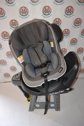 BeSafe iZi Turn 61-105cm Premium Car "Interior Black" GYÖNYÖRŰ FORGATHATÓ reboard gyerekülés 3 hó-4 év