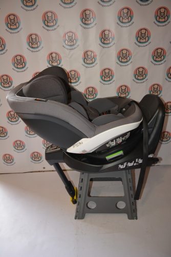 BeSafe iZi Turn 61-105cm Premium Car "Interior Black" GYÖNYÖRŰ FORGATHATÓ reboard gyerekülés 3 hó-4 év