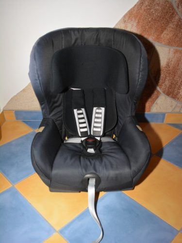 Römer King Plus 9-18kg újszerű állapotú, dönthető gyerekülés
