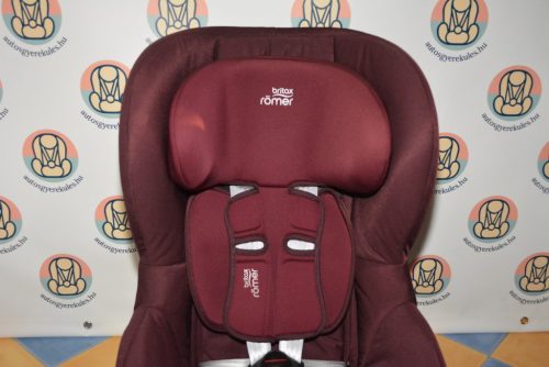 Britax Römer King II Black Series "Burgundy Red" 9-18kg HIBÁTLAN gyerekülés