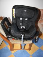 GYÖNYÖRŰ BRITAX RÖMER Dualfix M i-Size 61-105cm reboard gyerekülés limitált kiadás