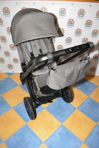 Cybex Eezy S Twist+ 2 GYÖNYÖRŰ multifunkciós babakocsi + ajándék táska