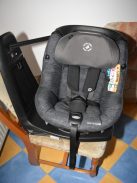 GYÖNYÖRŰ Maxi Cosi AxissFix ISOFIX 61-105cm reboard gyerekülés (1.)