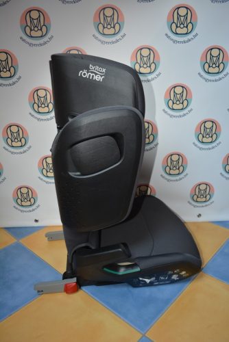 Britax Römer Kidfix M i-Size "Storm Grey" 100-150 cm HIBÁTLAN 2024-es gyerekülés 4-12 év