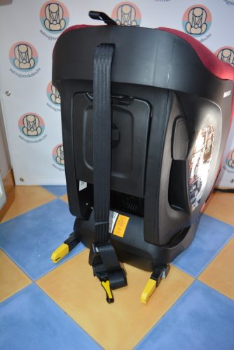 Maxi-Cosi Titan "Basic Red" 9-36kg ÚJSZERŰ gyerekülés