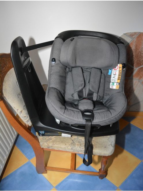 ÚJSZERŰ Maxi Cosi AxissFix ISOFIX 61-105cm Nomad black reboard gyerekülés