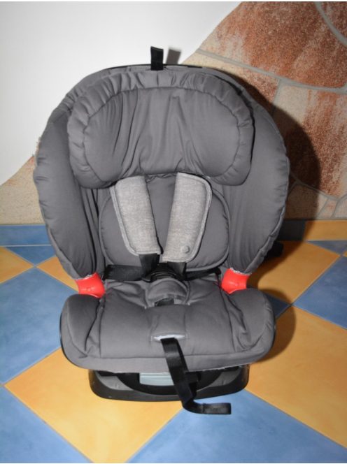  Maxi Cosi Titán 9-36kg dönthető, isofixes újszerű gyerekülés