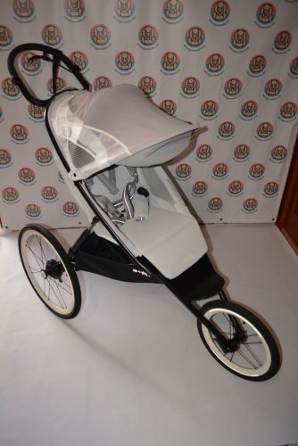 Cybex Avi One Box Gold GYÖNYÖRŰ futóbabakocsi